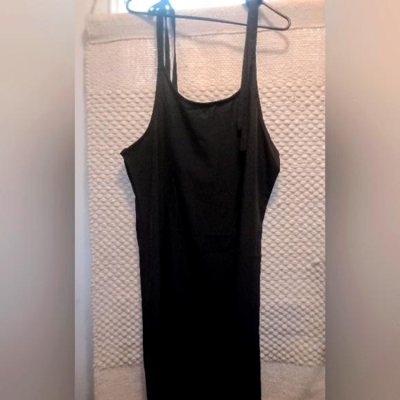 Cute long dress 👗🖤🥰 - Picture 6 of 7